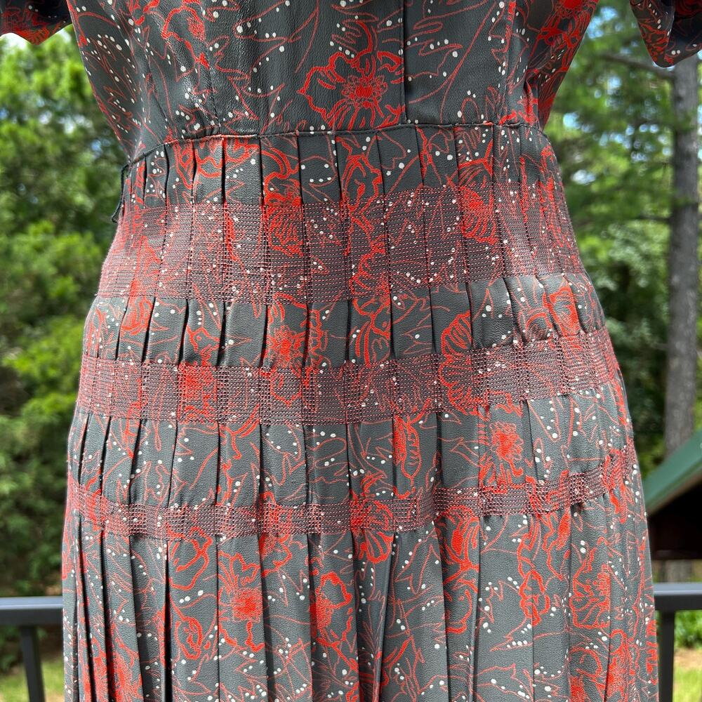 Vintage 40s Novelty Floral Rayon Necktie Pleated Midi Dress + Belt - Picture 5 of 7